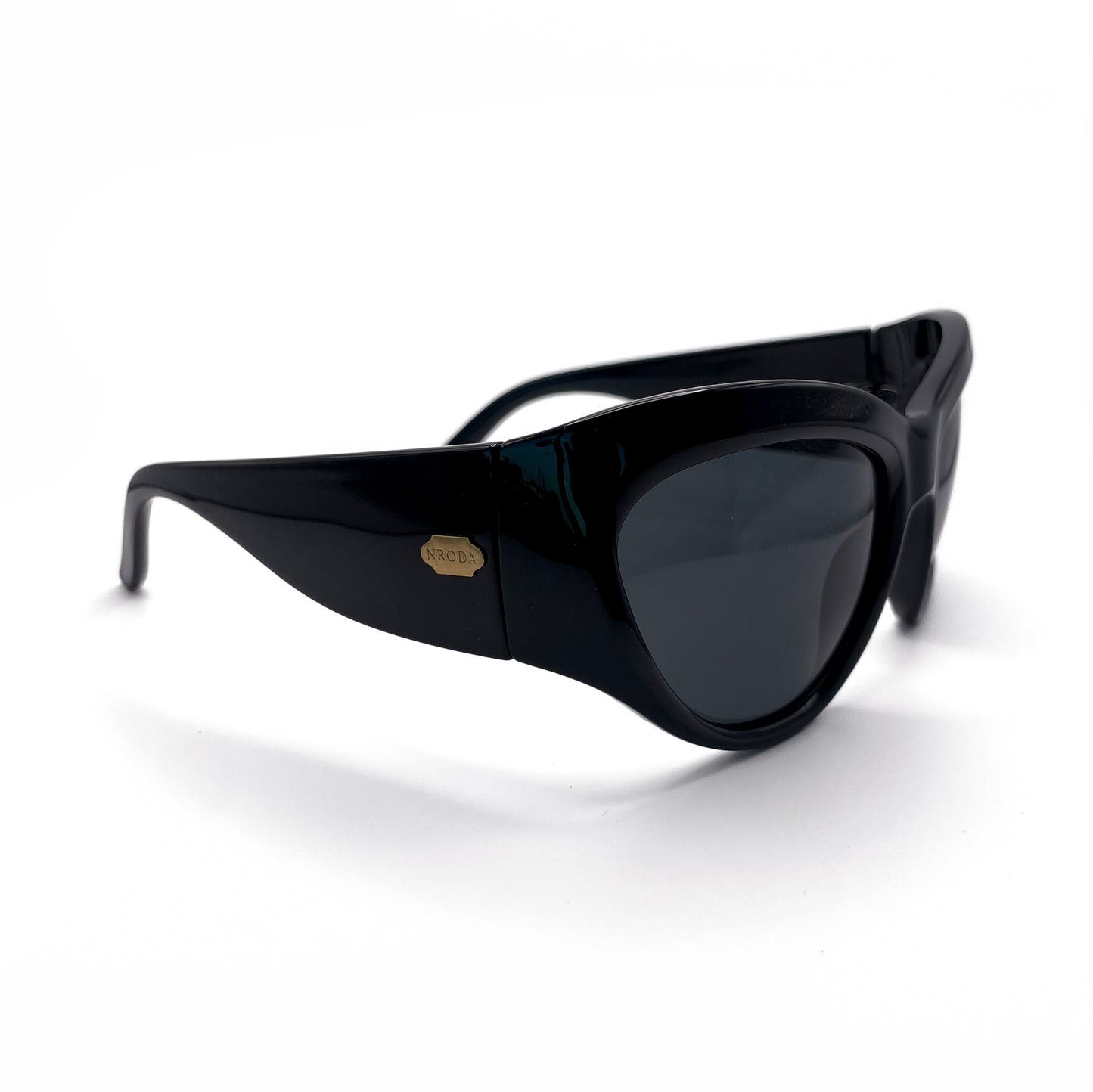 ExtraT  SUNNIES + OPTICS Sunglasses Collection- NRODA